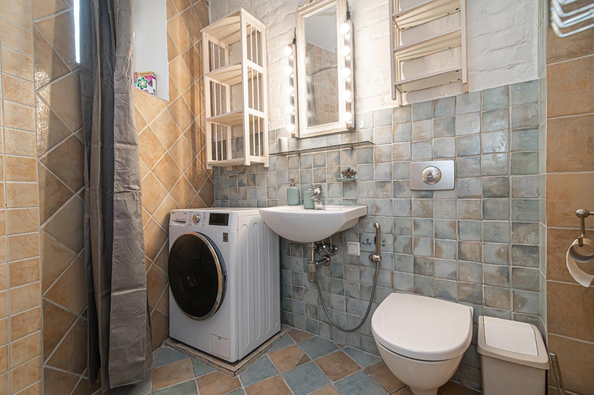 St Anne Studio VNO Room photo